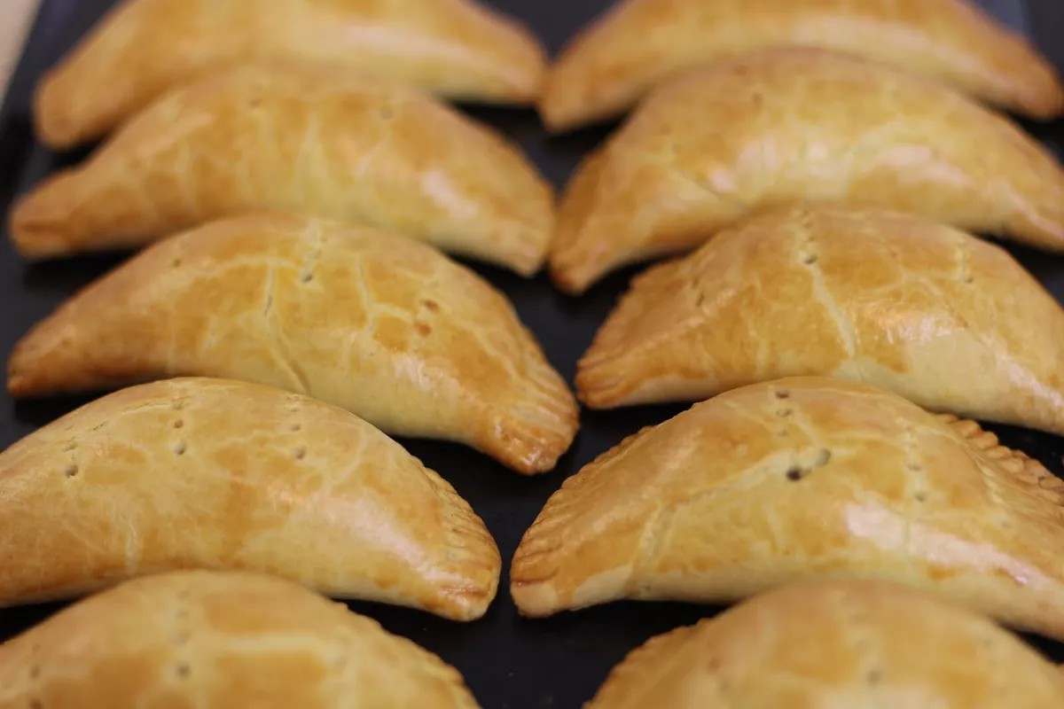 Fresh Baked Meat Pies | 10pcs